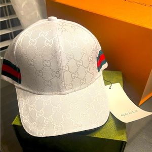 New Gucci hat white